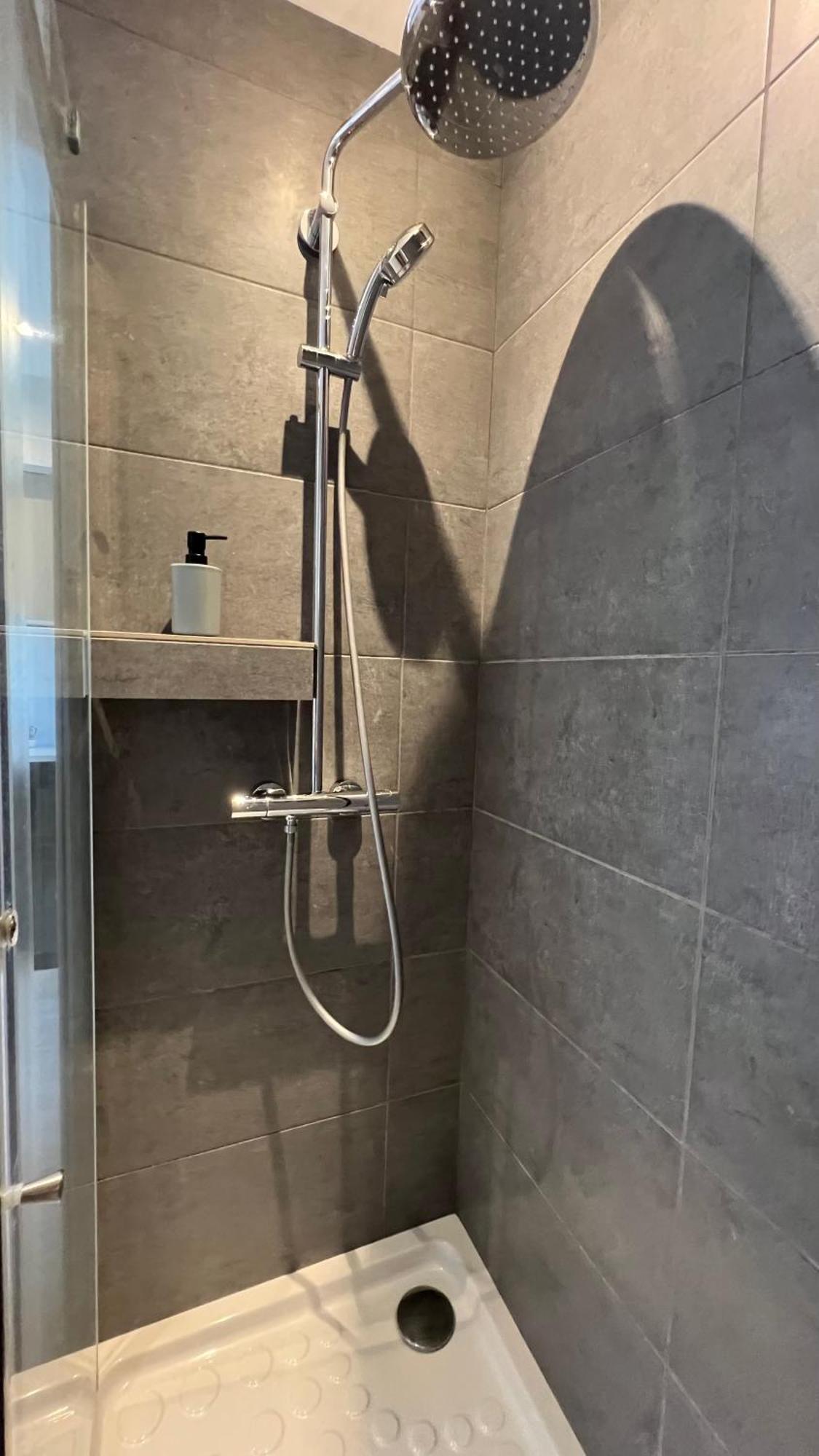 Studio Piscine Partagee Parking Securise Saint-Yrieix-sur-Charente Kültér fotó